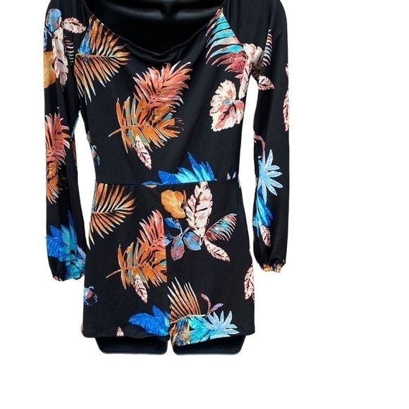 Fashion Nova Palm Tree Paradise Romper Size Large Head Turner Stretchy Comfy NWT - Picture 15 of 16